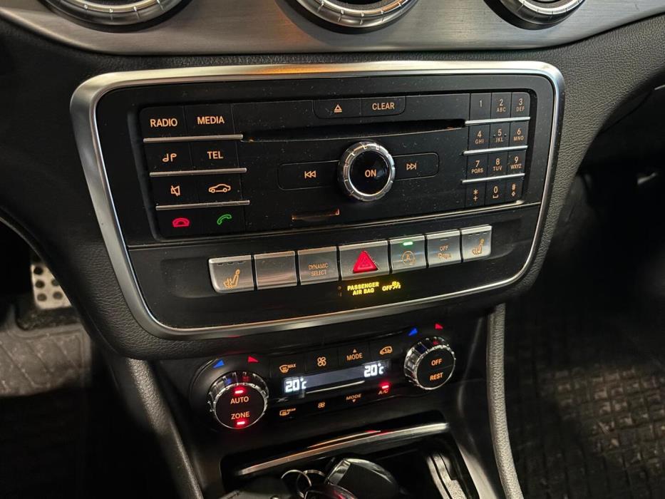 MERCEDES-BENZ CLA 2017