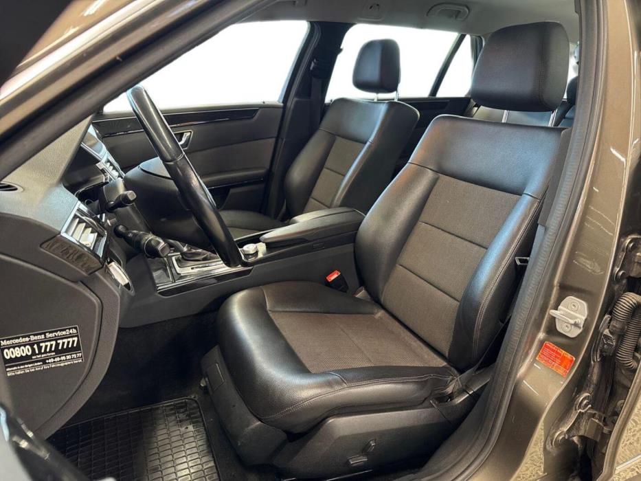 MERCEDES-BENZ E 2010