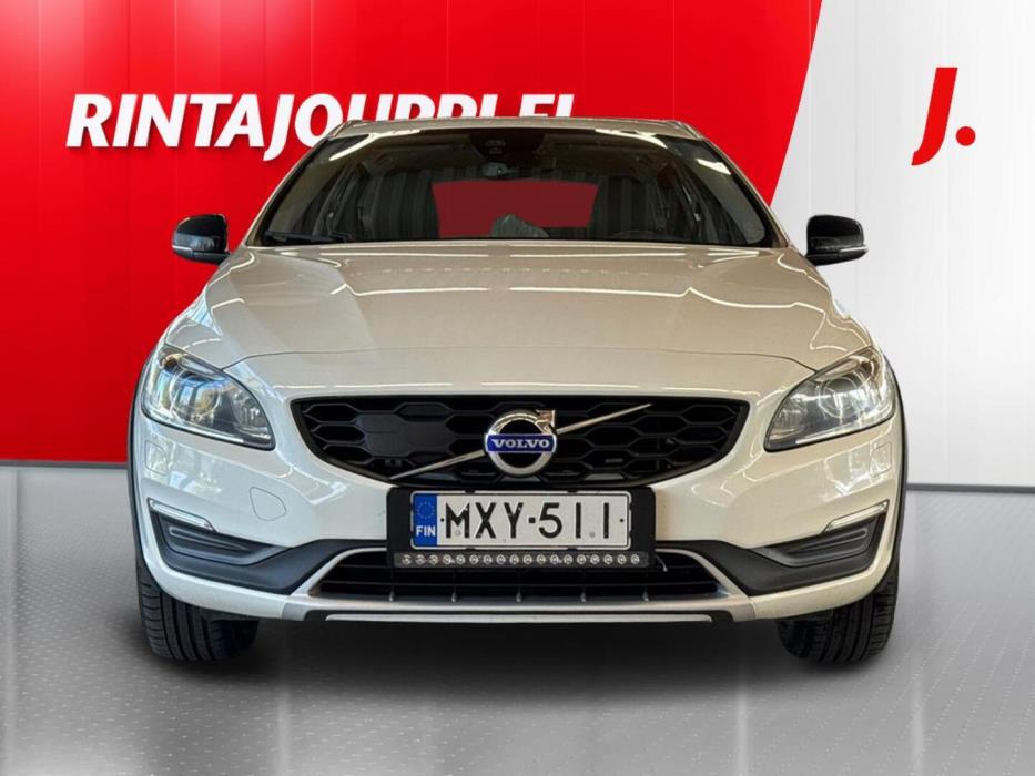 VOLVO V60 Cross Country 2017