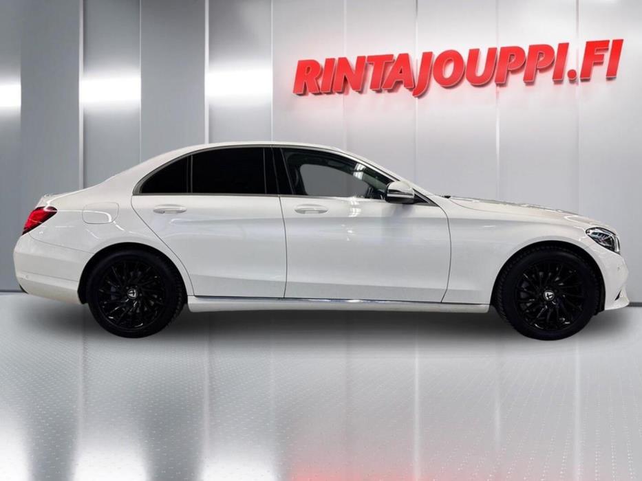 MERCEDES-BENZ C 2019