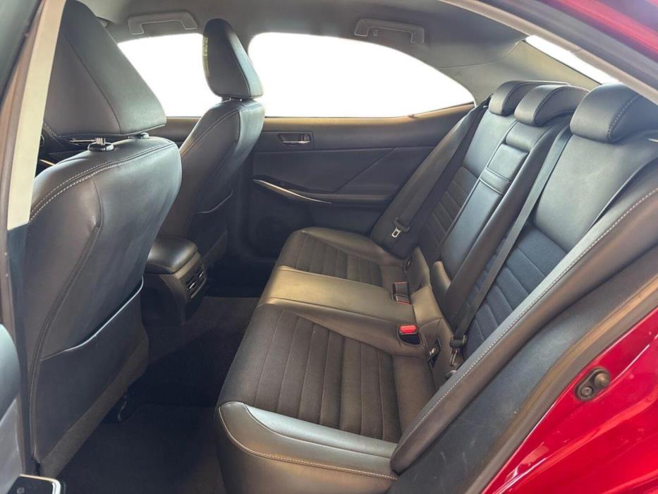 LEXUS IS 2014