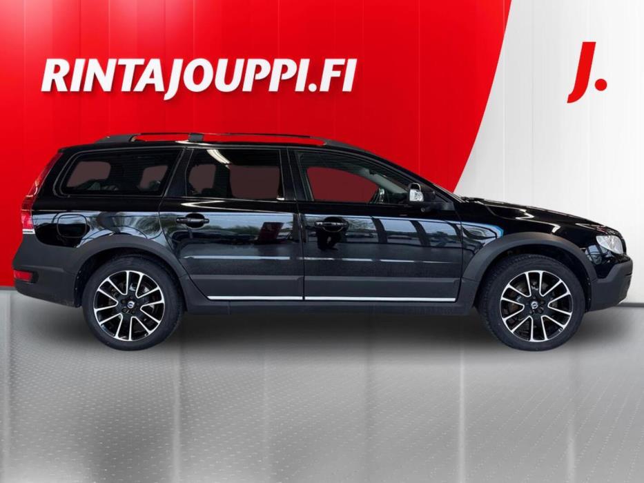 VOLVO XC70 2015
