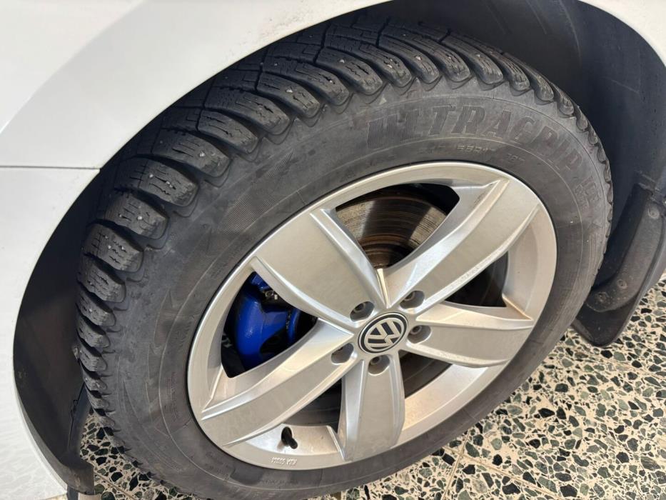 VOLKSWAGEN Passat 2019