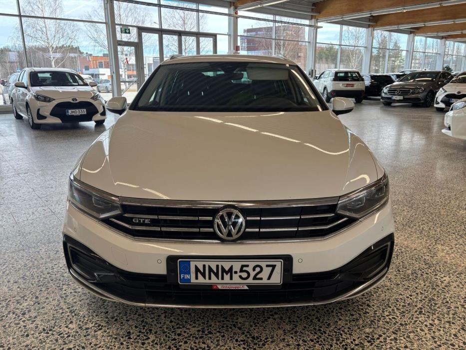VOLKSWAGEN Passat 2019