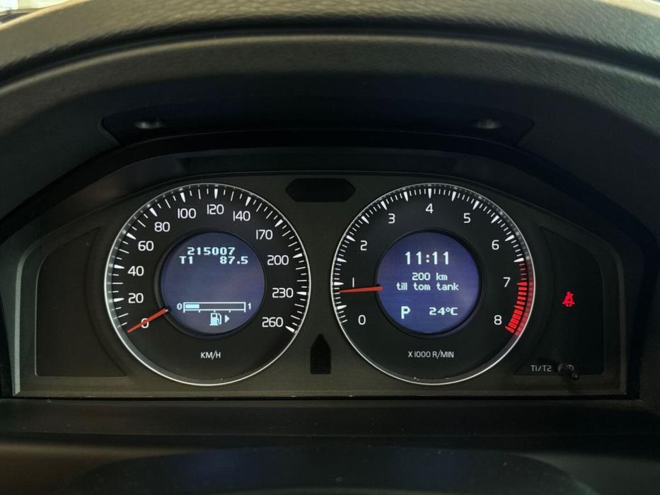 VOLVO V70 2009