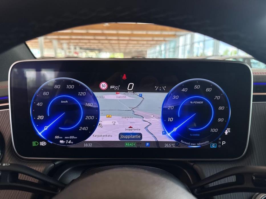 MERCEDES-BENZ EQE SUV 2024