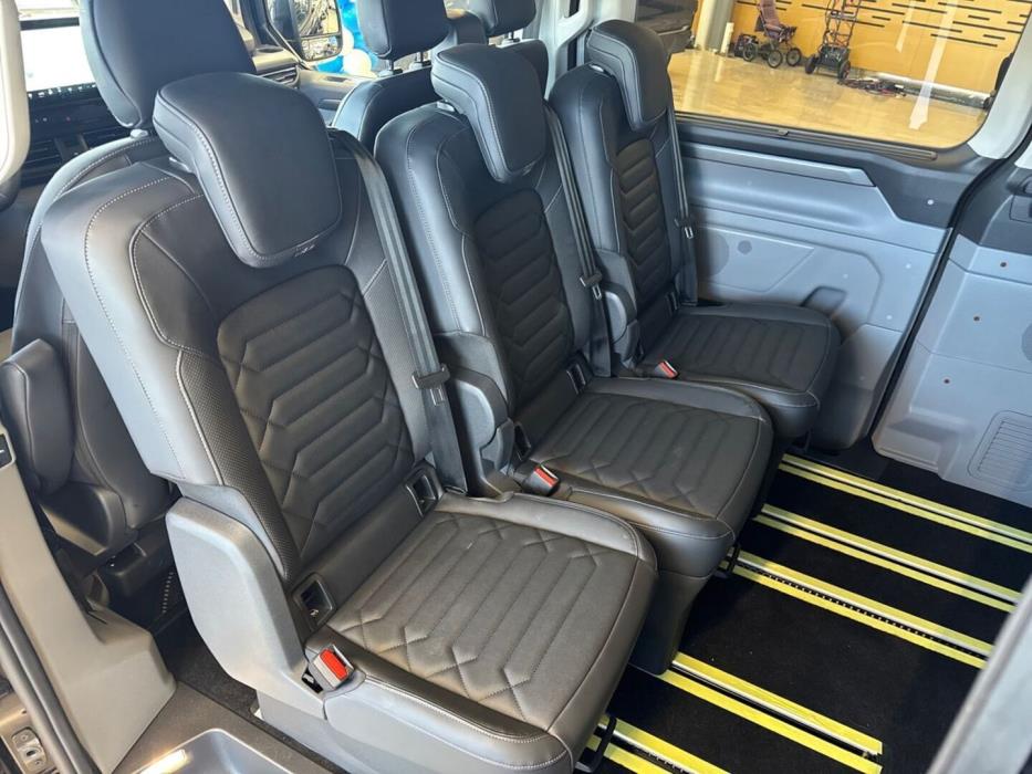 FORD Tourneo Custom 2026