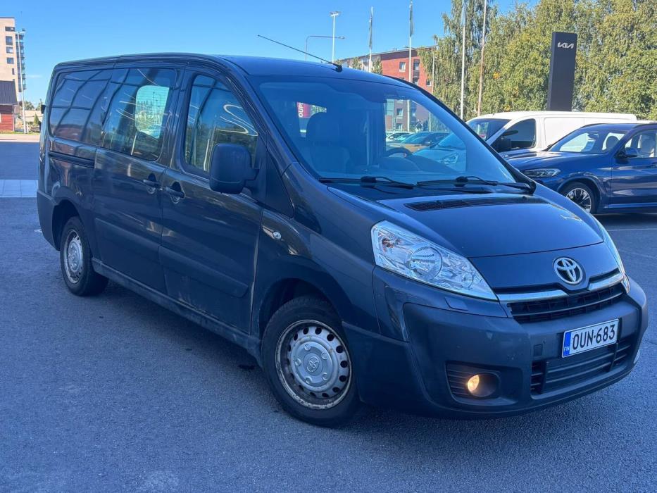 TOYOTA Proace 2015