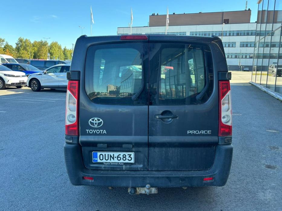 TOYOTA Proace 2015