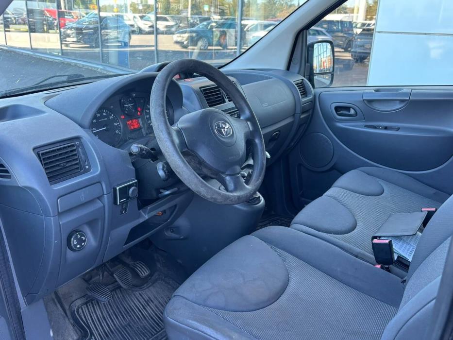 TOYOTA Proace 2015