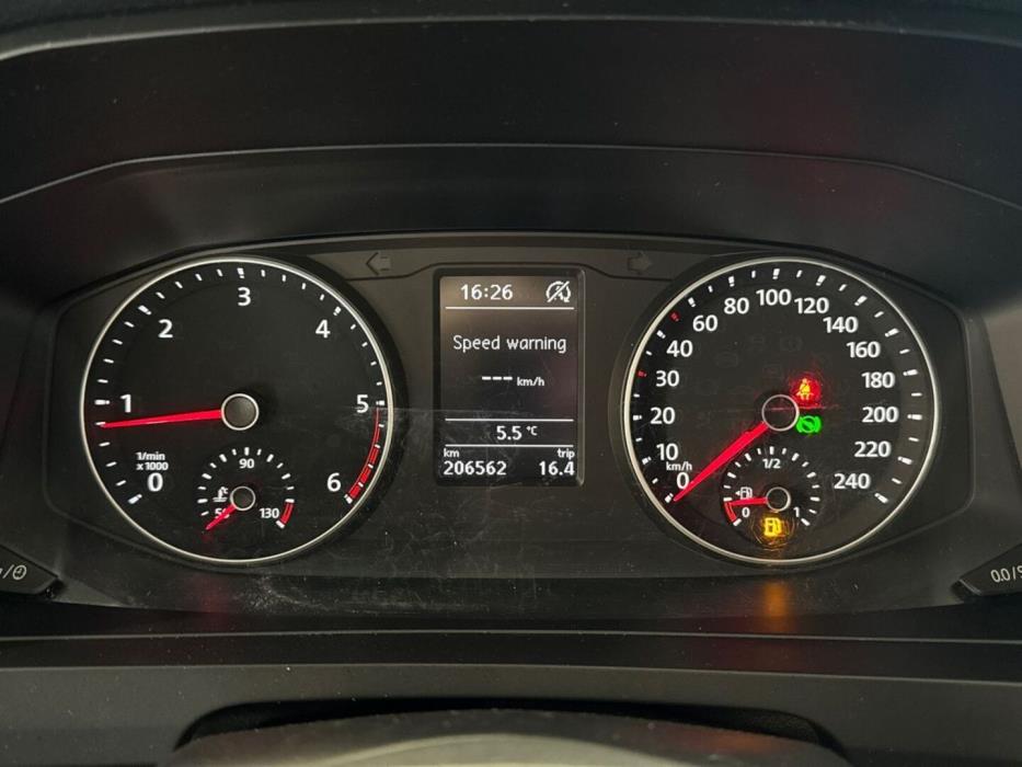 VOLKSWAGEN Transporter 2018