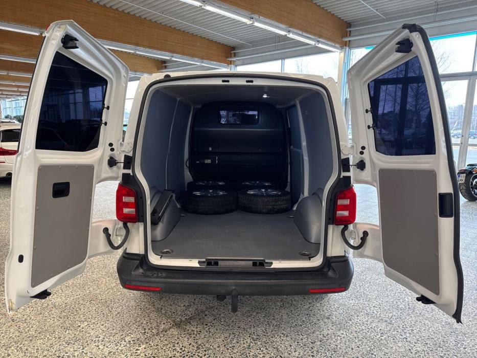 VOLKSWAGEN Transporter 2018