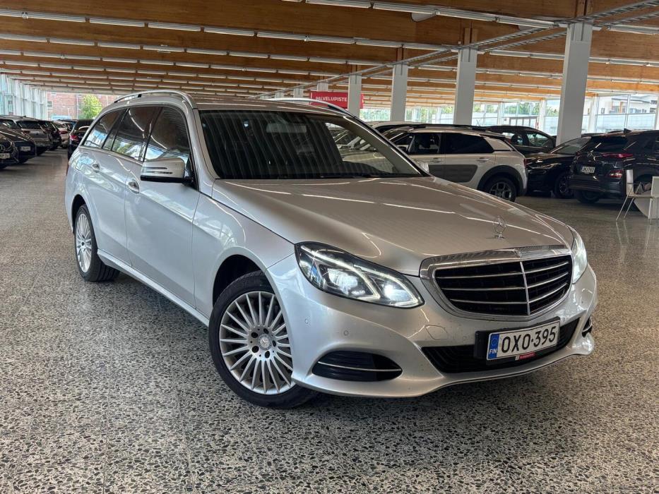 MERCEDES-BENZ E 2015