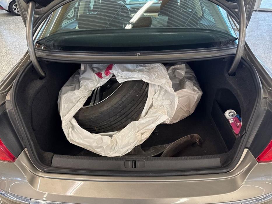 VOLKSWAGEN Passat CC 2010