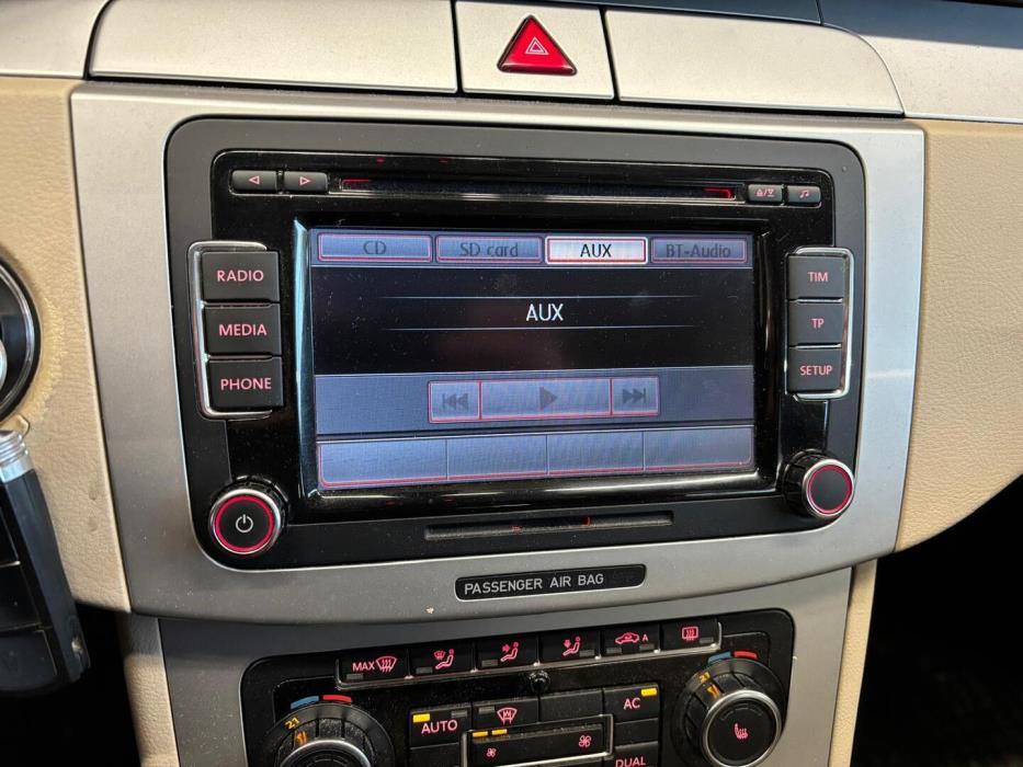 VOLKSWAGEN Passat CC 2010