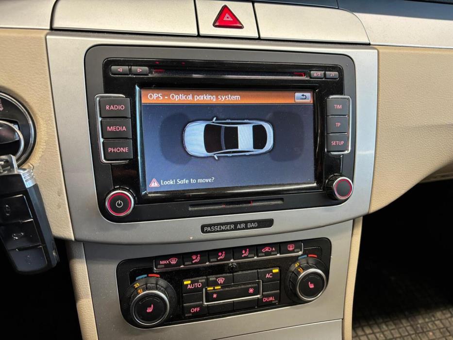 VOLKSWAGEN Passat CC 2010