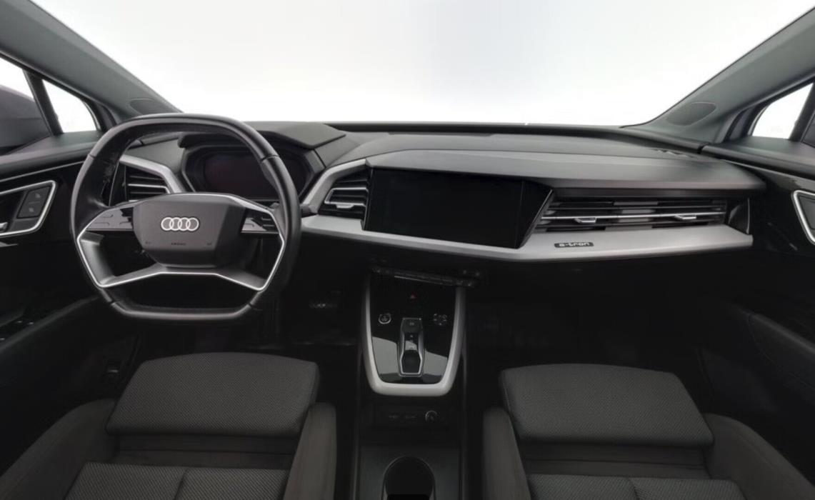 AUDI Q4 e-tron 2022