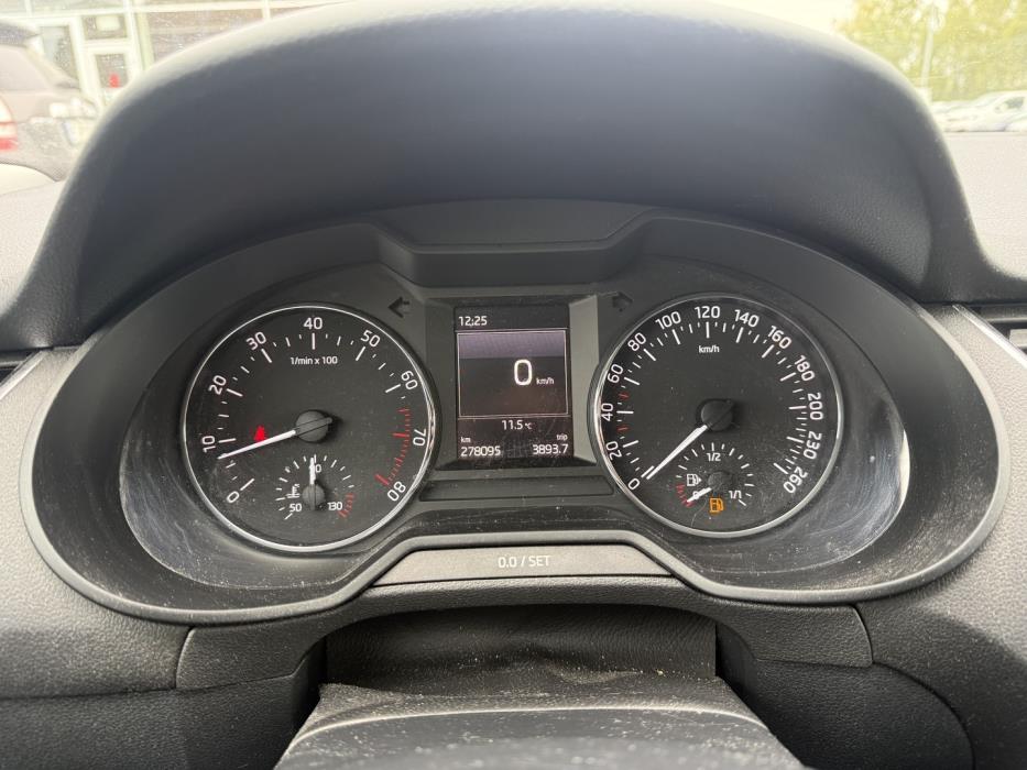 SKODA Octavia 2015