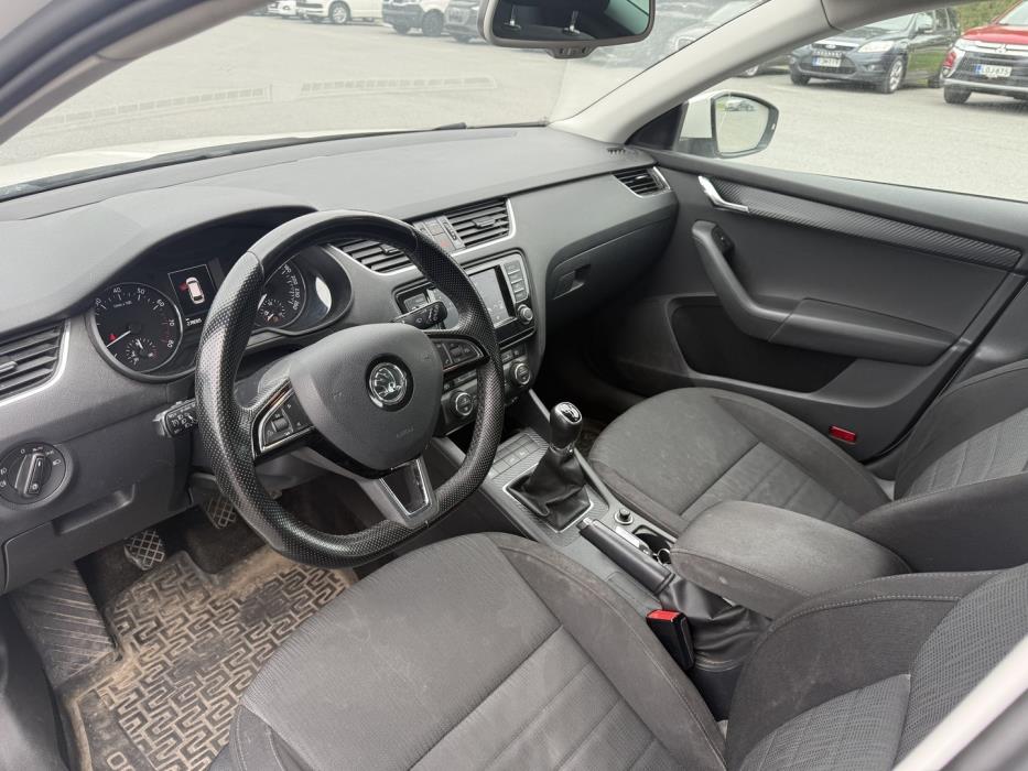 SKODA Octavia 2015