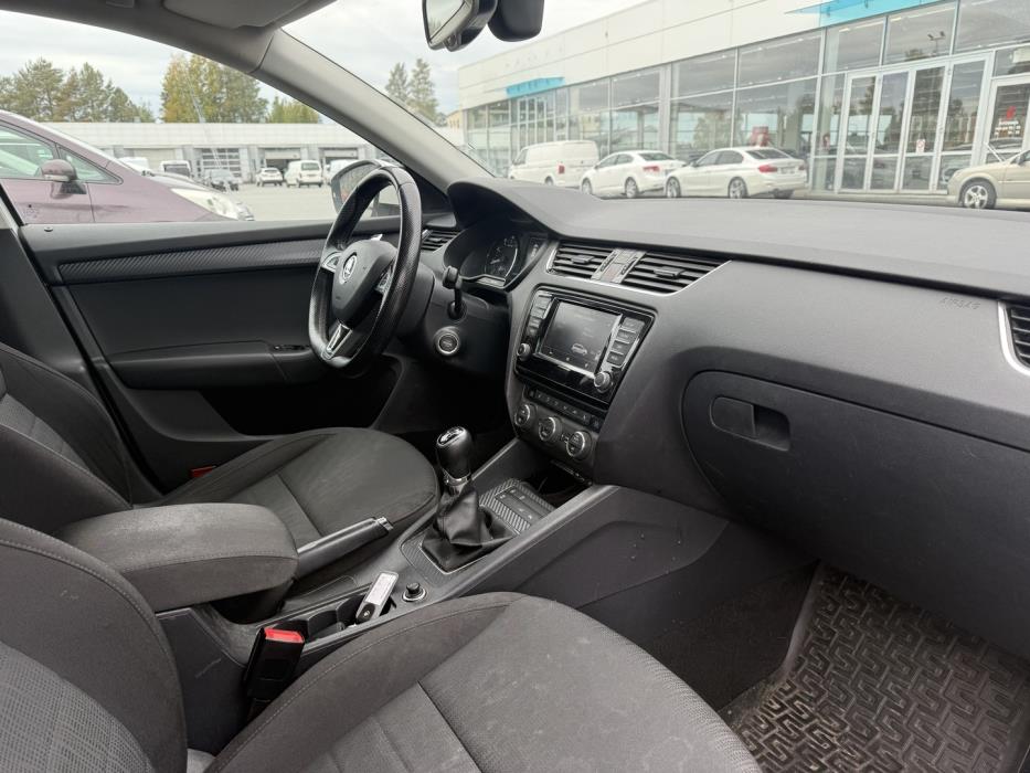 SKODA Octavia 2015