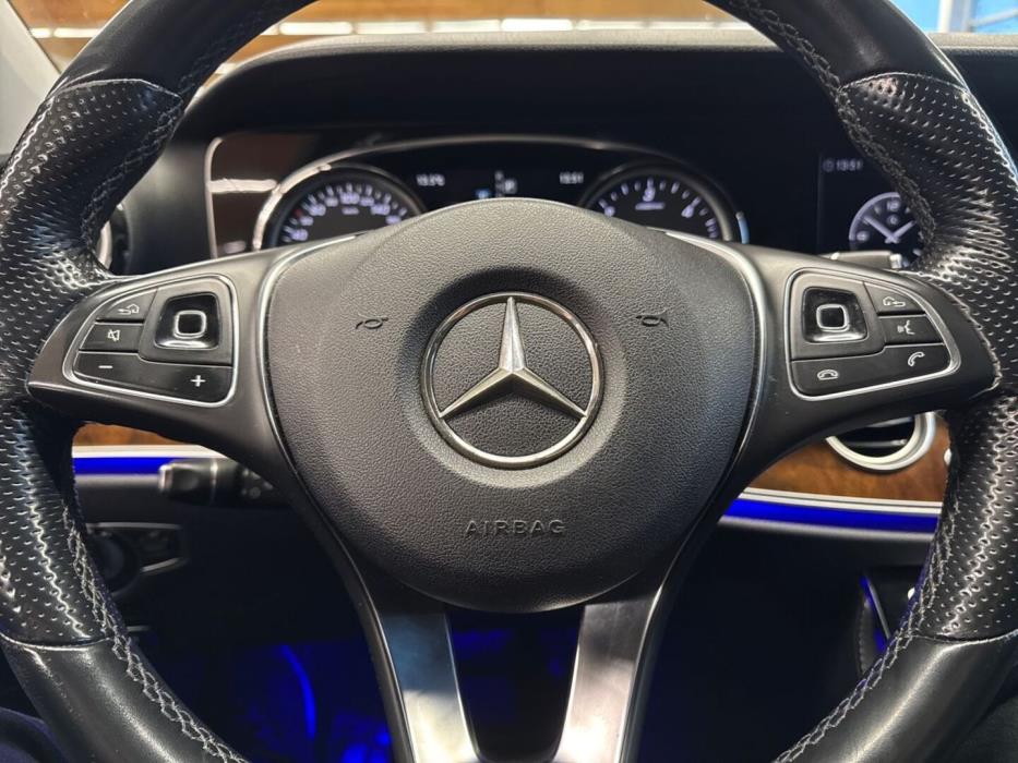 MERCEDES-BENZ E 2017