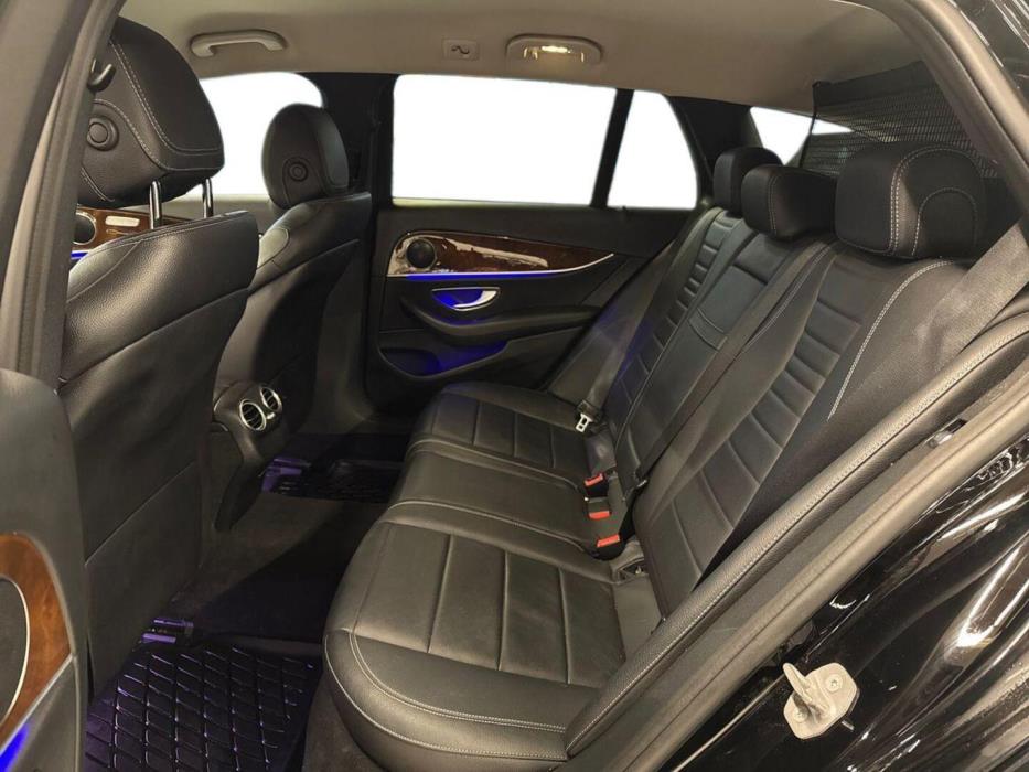 MERCEDES-BENZ E 2017