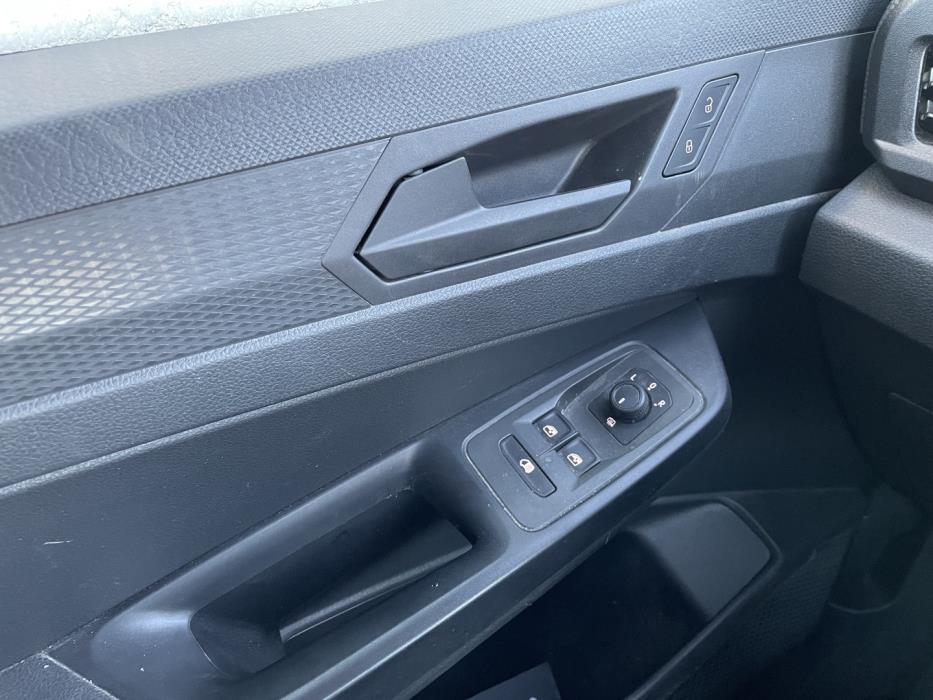 VOLKSWAGEN Caddy 2021