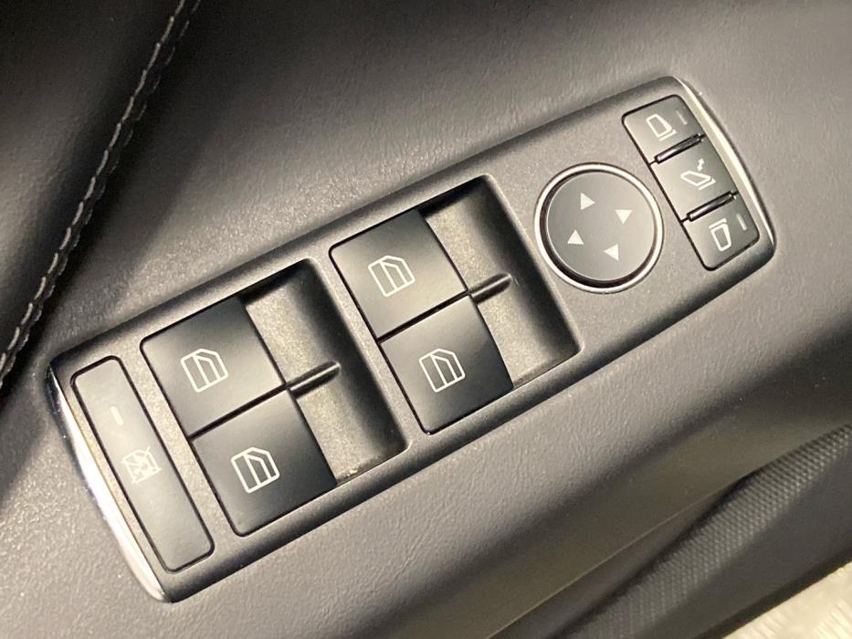 TESLA Model X 2018