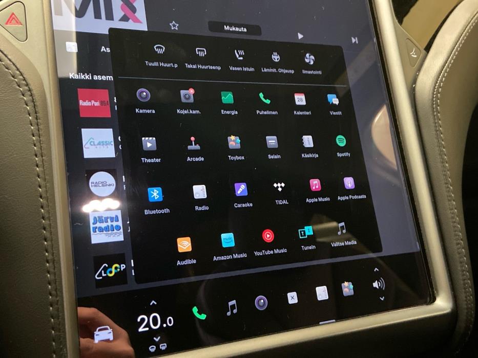 TESLA Model X 2018