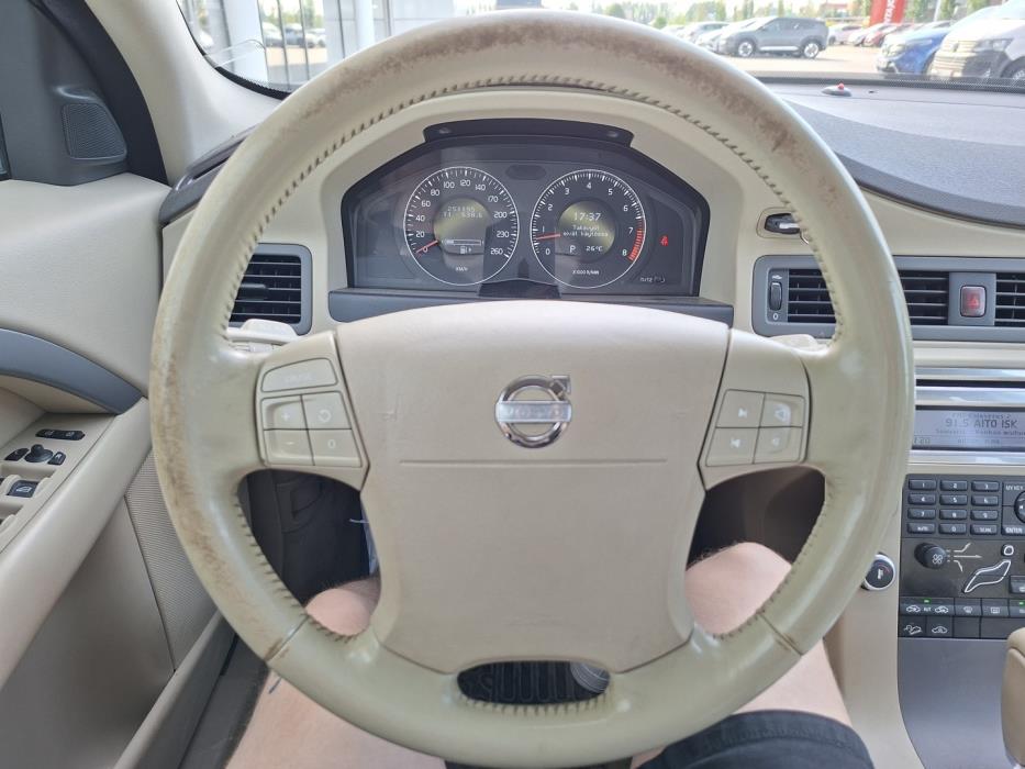 VOLVO XC70 2007