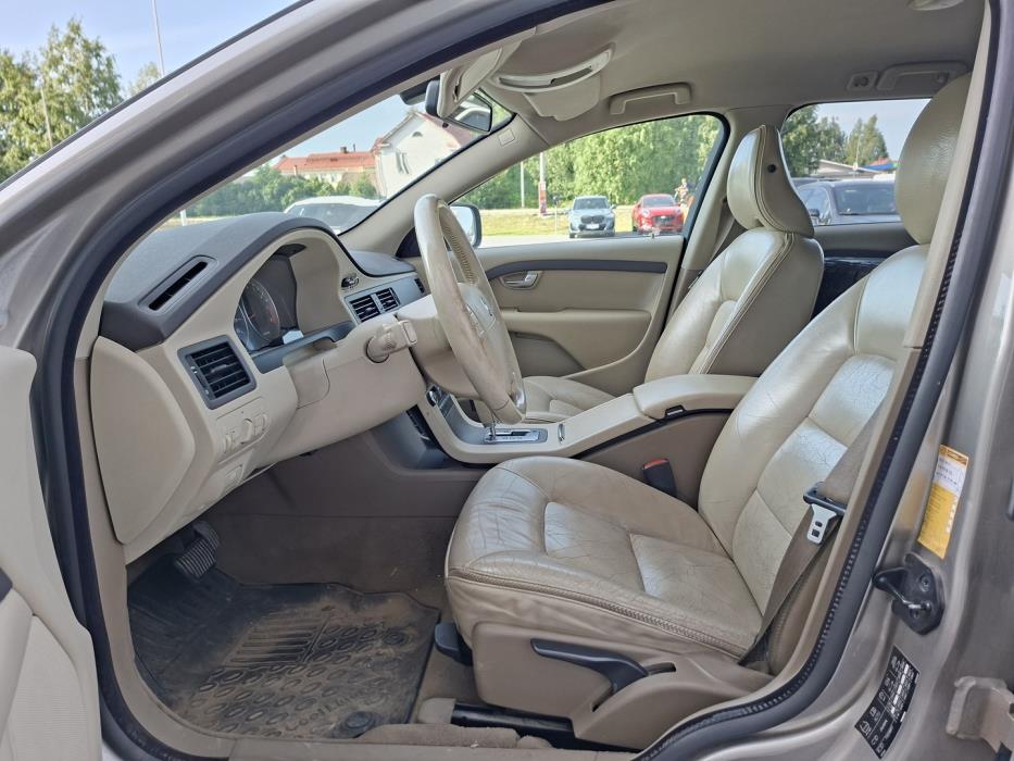 VOLVO XC70 2007