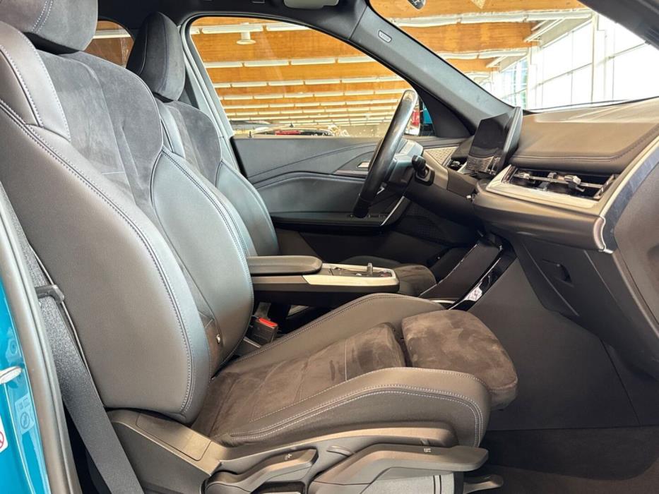 BMW iX1 2023