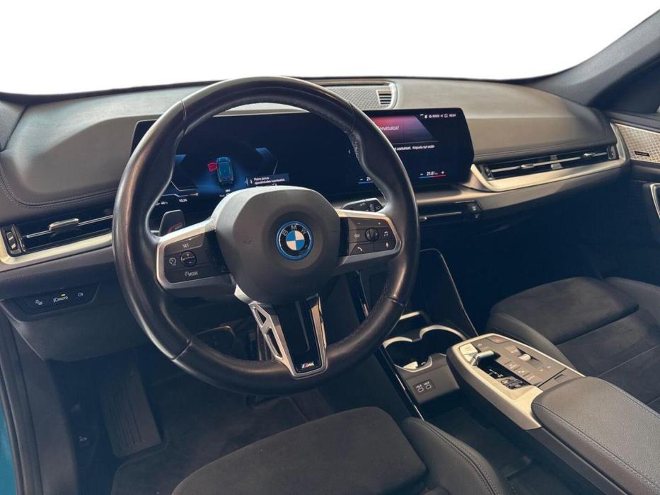BMW iX1 2023