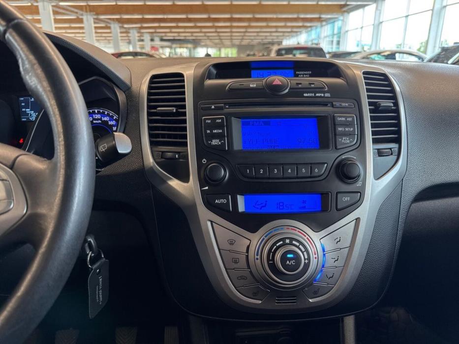 HYUNDAI ix20 2012