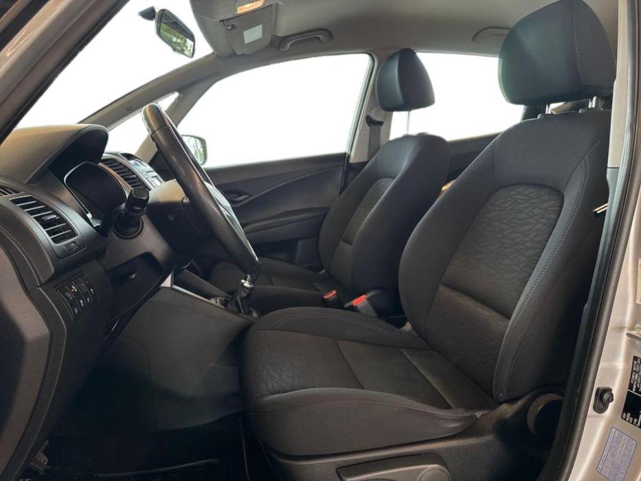 HYUNDAI ix20 2012