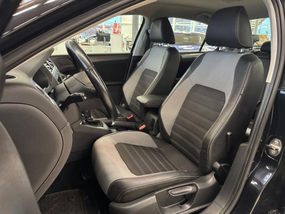 VOLKSWAGEN Jetta 2014