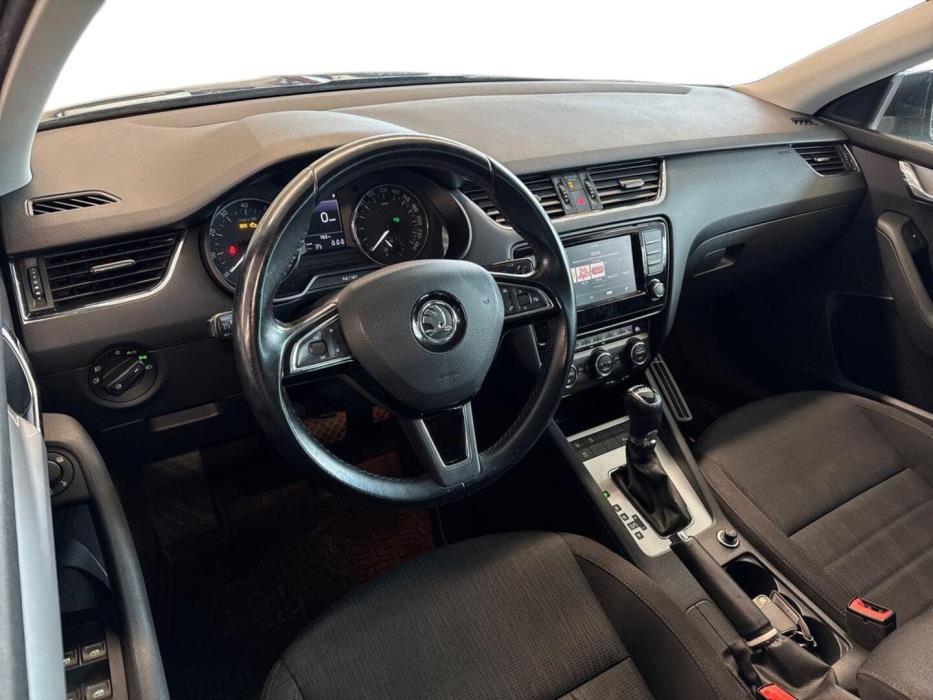 SKODA Octavia 2016