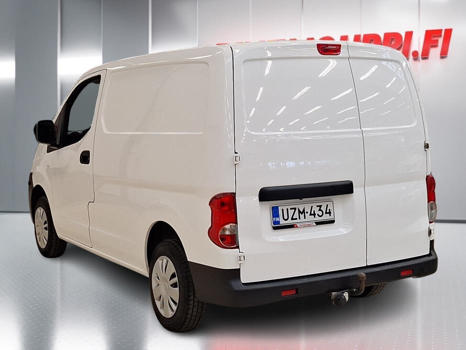 NISSAN NV200 2017