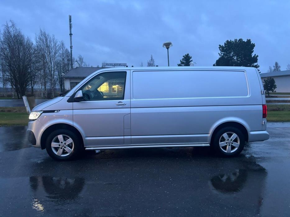 VOLKSWAGEN Transporter 2022