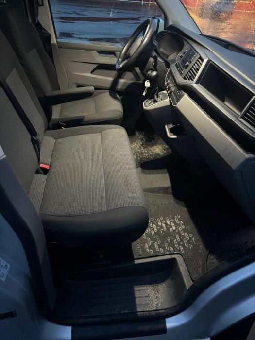 VOLKSWAGEN Transporter 2022