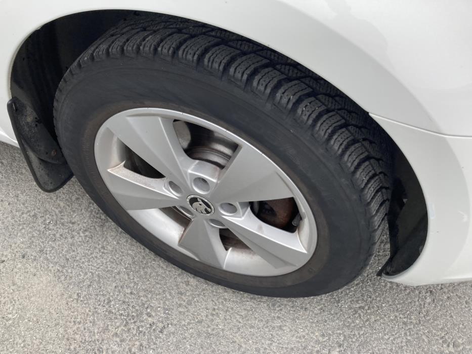 SKODA Octavia 2014