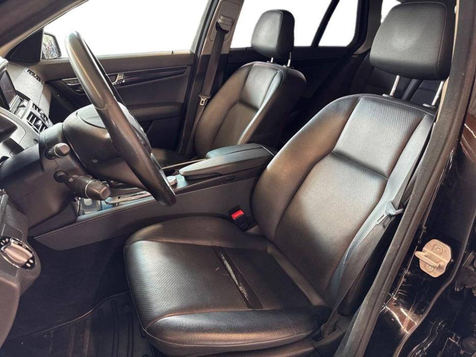 MERCEDES-BENZ C 2009