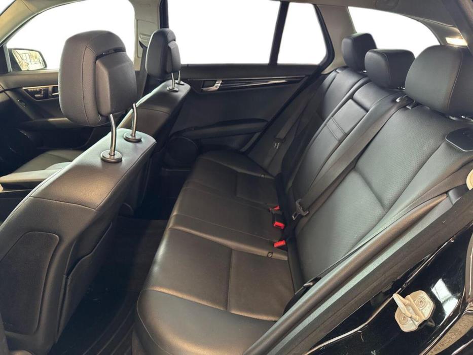 MERCEDES-BENZ C 2009