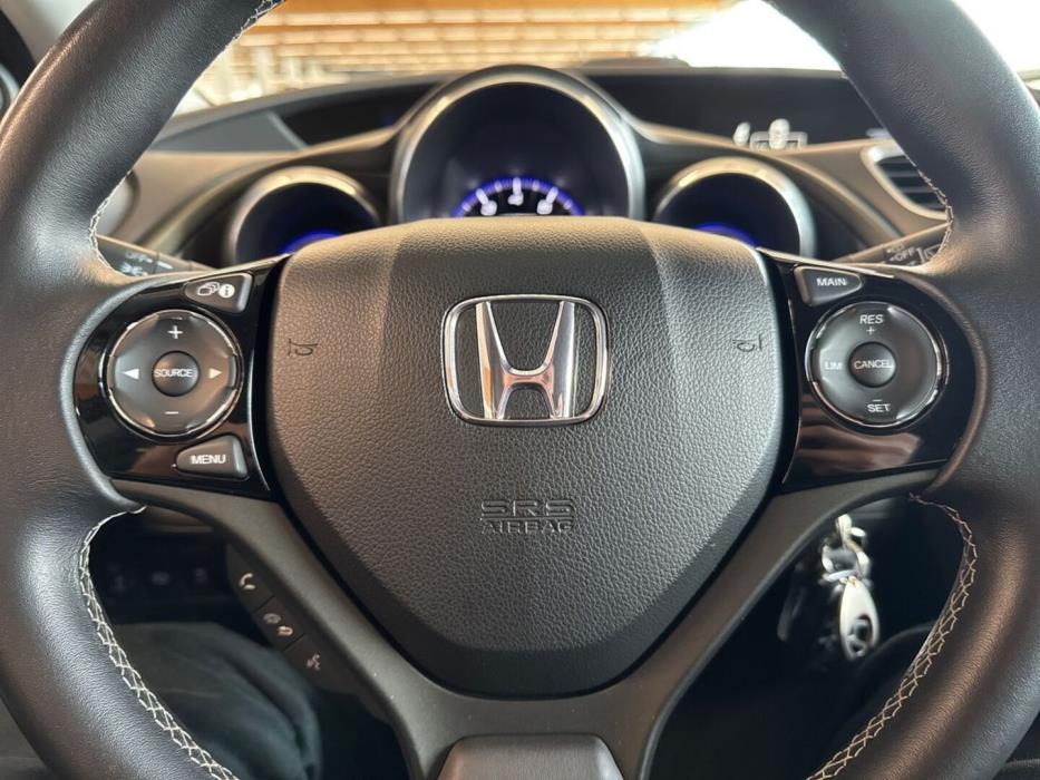 HONDA Civic 2015