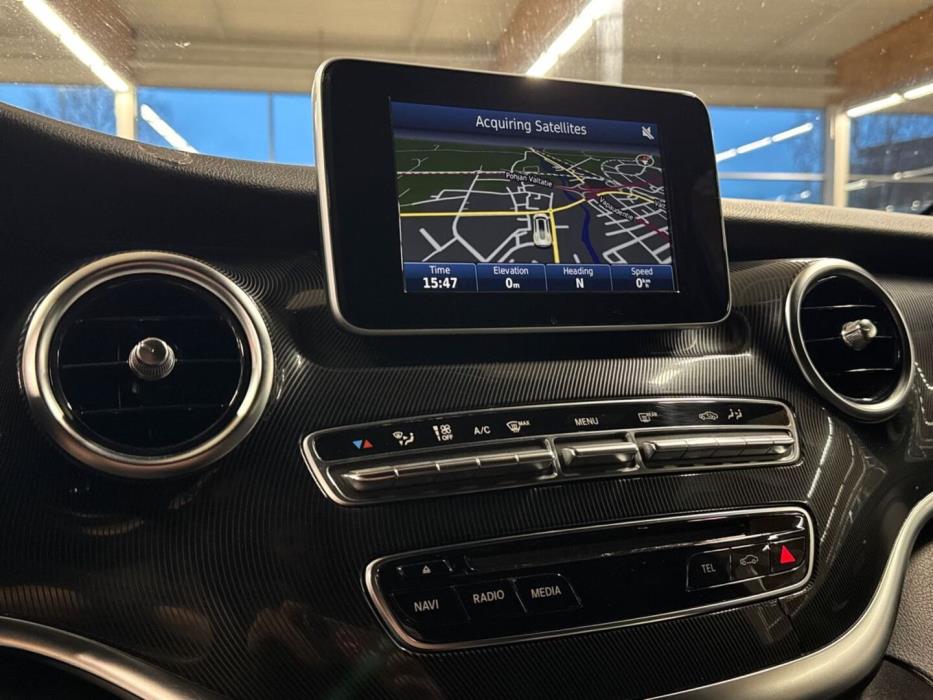 MERCEDES-BENZ V 2014