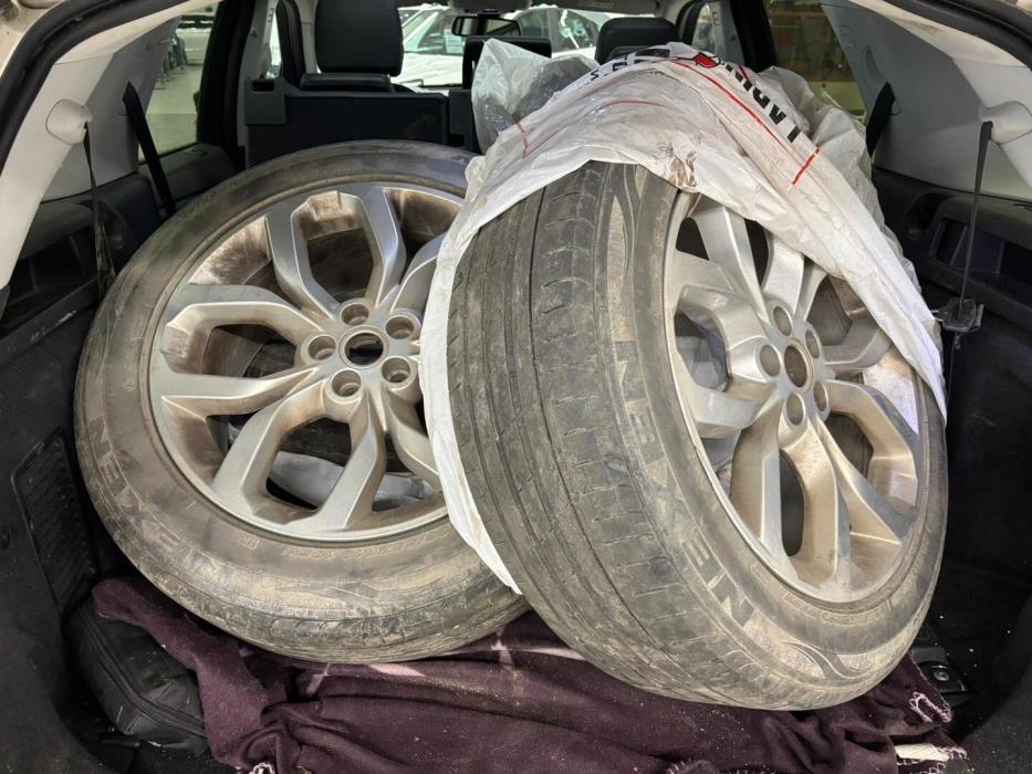 LAND ROVER Discovery Sport 2017