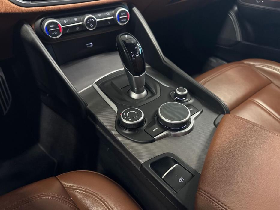ALFA ROMEO Giulia 2017