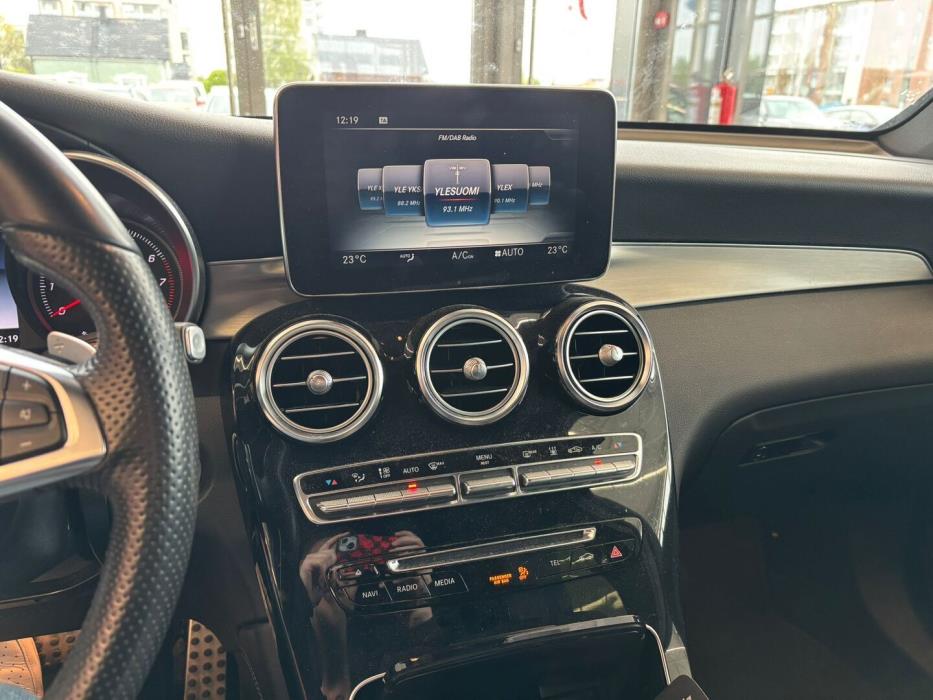 MERCEDES-BENZ GLC 2018