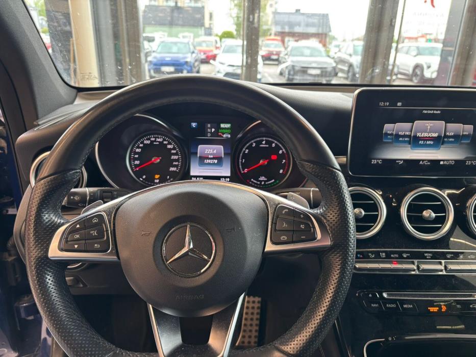 MERCEDES-BENZ GLC 2018