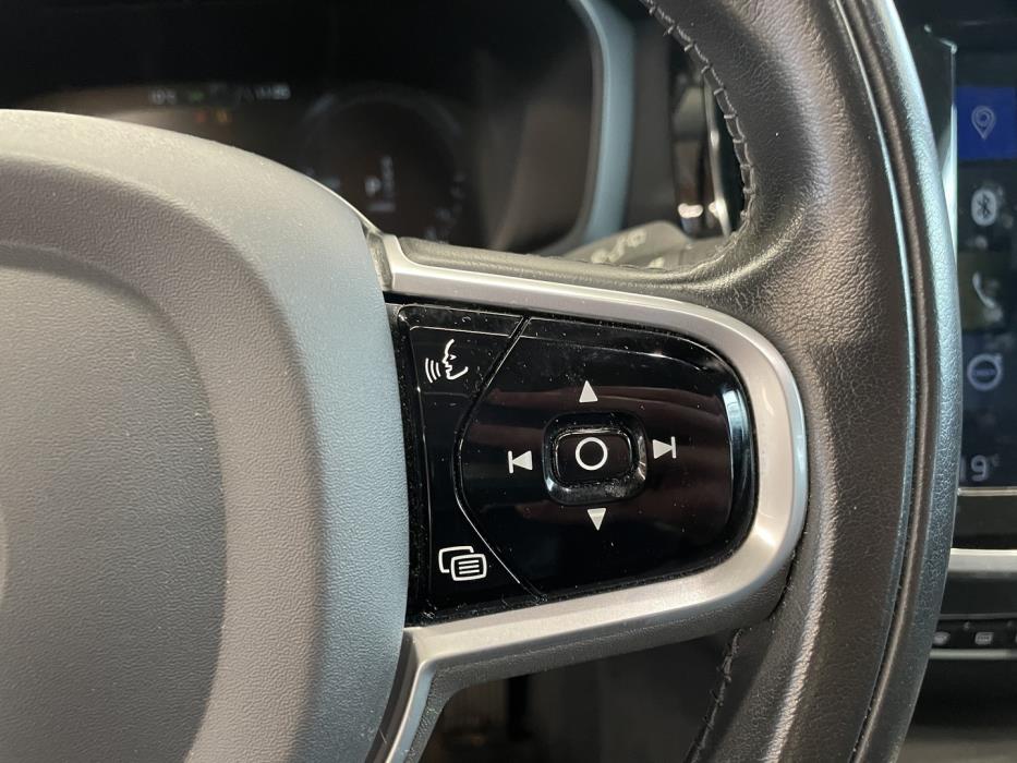 VOLVO V60 2020